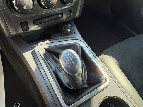 Used 2009 Dodge Challenger SRT8 w/ SRT Option Group II RWD image 38