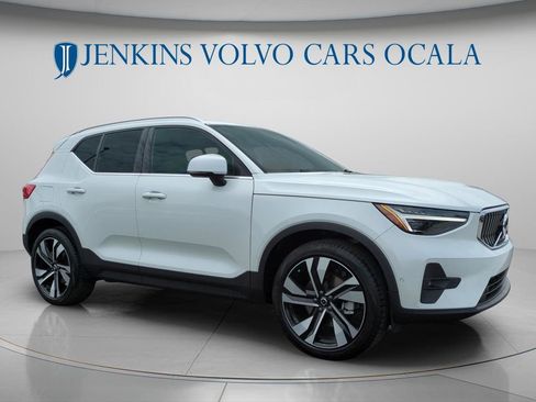 Certified 2024 Volvo XC40 B5 Ultimate w/ Protection Package Premier AWD/4WD image 1