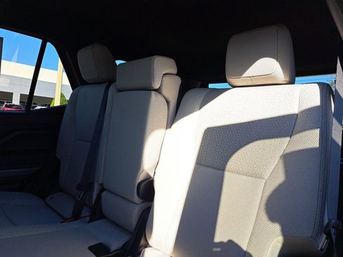 Certified 2025 Toyota 4Runner SR5 image 8