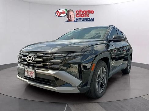 Used 2025 Hyundai Tucson SEL FWD image 1