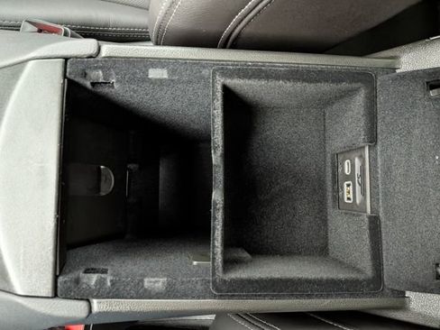 Certified 2025 Cadillac XT5 Premium Luxury w/ LPO, Floor Liner Package image 25