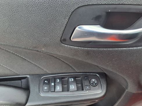 Used 2023 Dodge Charger SXT w/ Blacktop Package image 19