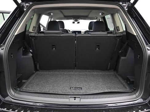 New 2026 Volkswagen Atlas SE image 12