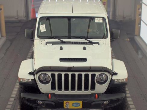 Used 2022 Jeep Gladiator Mojave w/ Dual Top Group AWD/4WD image 3