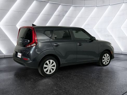 Used 2022 Kia Soul LX w/ Paint Protection Package FWD image 4