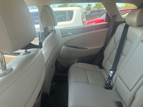 Used 2017 Hyundai Tucson SE Plus image 8