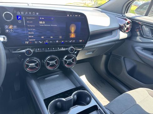 Used 2025 Chevrolet Blazer EV RS AWD/4WD image 23