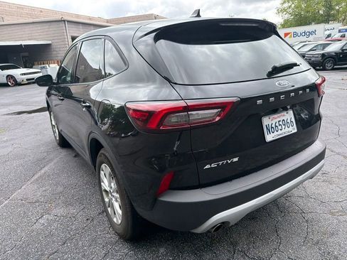 Used 2025 Ford Escape Active FWD image 8