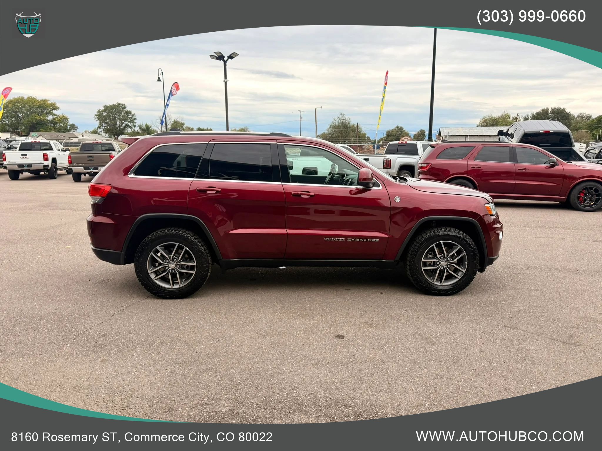 Used 2017 Jeep Grand Cherokee Laredo w/ Quick Order Package 23E AWD/4WD image 4