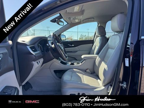 Used 2020 GMC Acadia SLT image 23