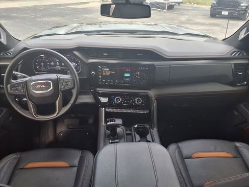 Certified 2025 GMC Sierra 1500 AT4 image 3