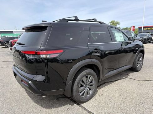 New 2026 Nissan Pathfinder SV AWD/4WD image 5