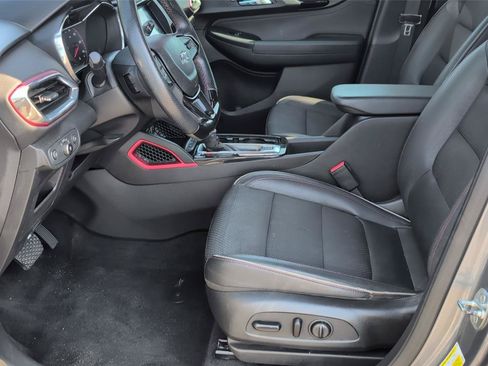 Used 2021 Chevrolet TrailBlazer RS w/ Convenience Package FWD image 12
