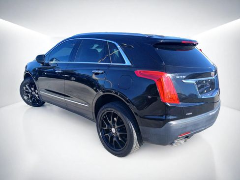 Used 2017 Cadillac XT5 Luxury w/ Driver Awareness Package FWD image 5