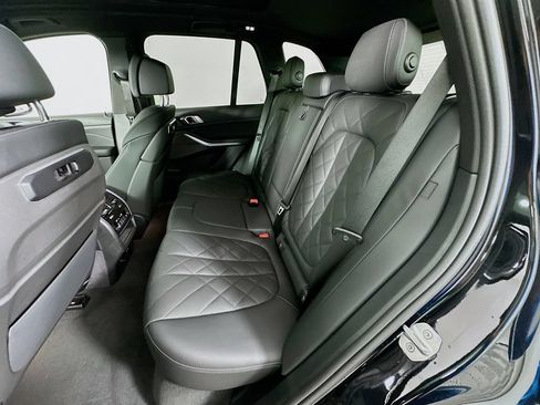 Used 2026 BMW X5 sDrive40i w/ Climate Comfort Package RWD image 25