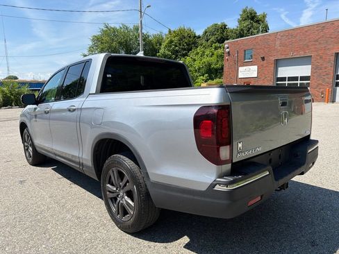 Used 2019 Honda Ridgeline Sport image 4