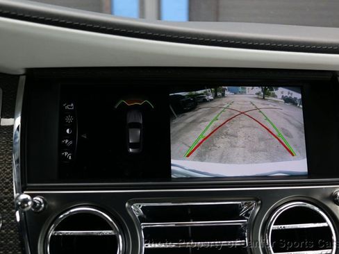 Used 2021 Rolls-Royce Wraith RWD image 48