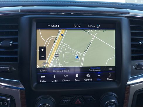Used 2018 RAM 1500 Laramie w/ Convenience Group RWD image 14