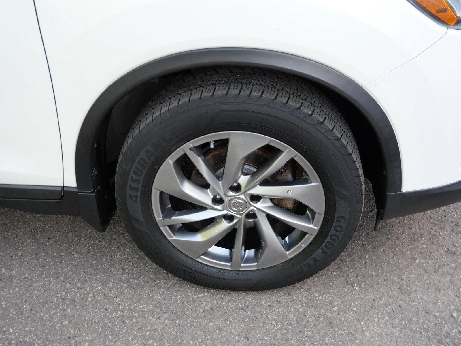 Used 2015 Nissan Rogue SL w/ SL Premium Package AWD/4WD image 9