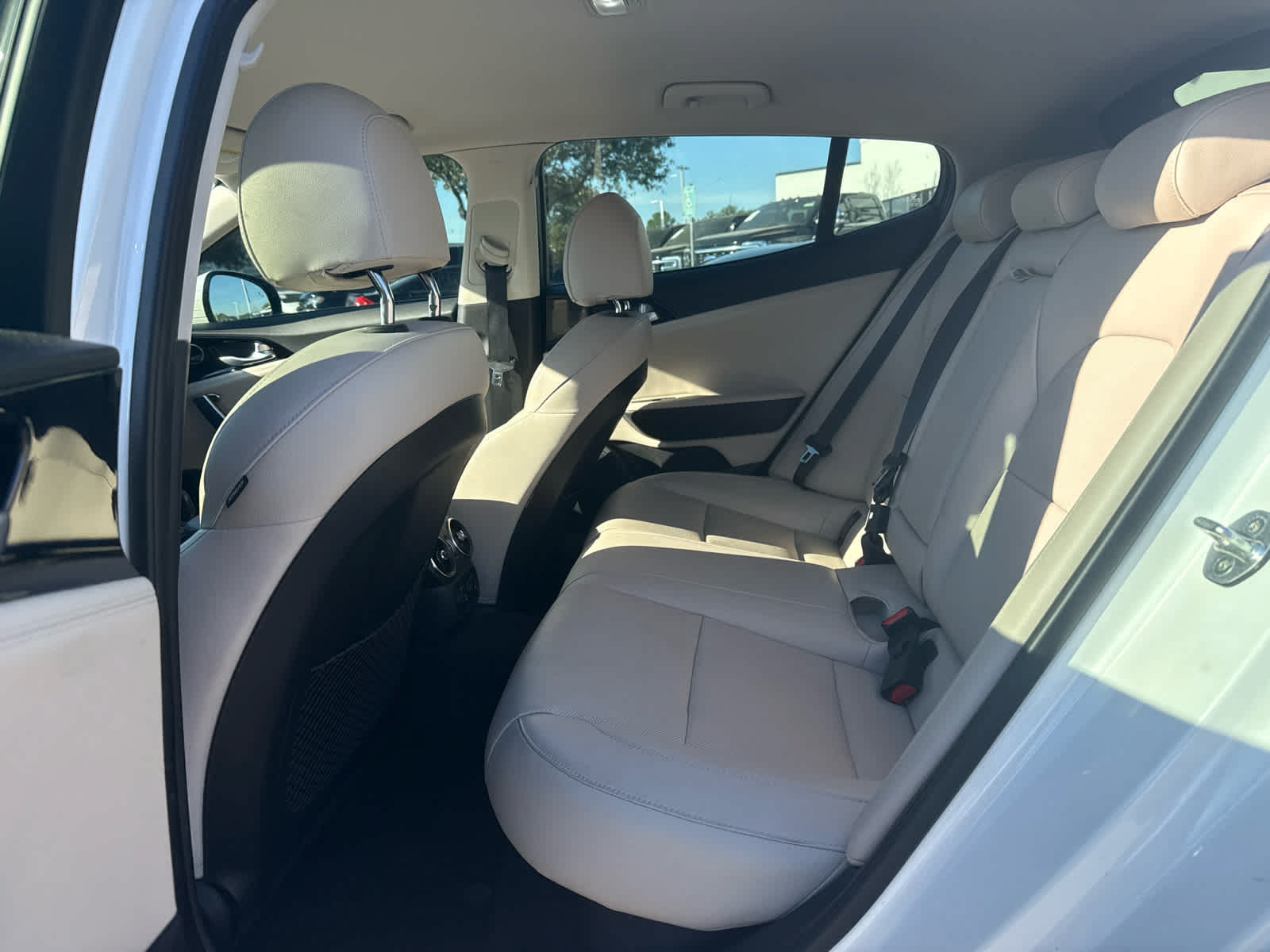 Used 2019 Kia Stinger RWD image 8