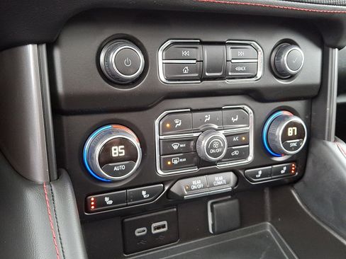 Used 2023 Chevrolet Tahoe RST image 16