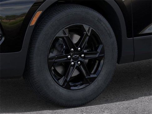 New 2025 Chevrolet Blazer LT w/ Midnight/Sport Edition image 9