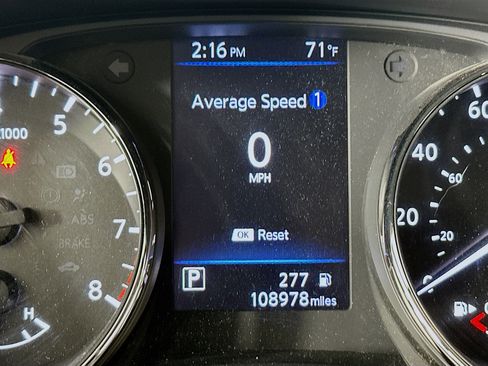 Used 2019 Nissan Rogue SV w/ Premium Package FWD image 19
