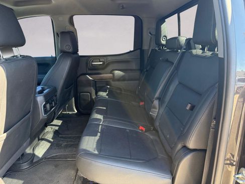 Used 2021 GMC Sierra 1500 SLT image 13