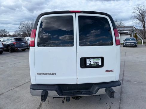 Used 2017 GMC Savana 2500 image 5
