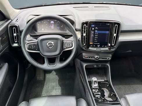 Used 2022 Volvo XC40 T5 Inscription AWD/4WD image 27