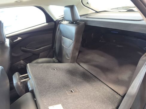 Used 2018 Ford Focus Titanium FWD image 28