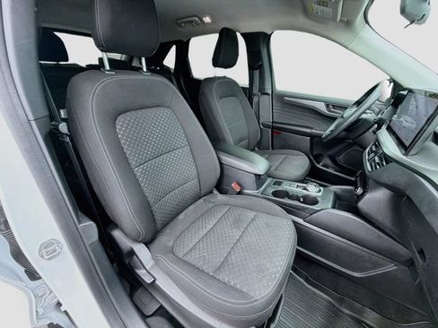 Used 2023 Ford Escape Active w/ Tech Pack #1 AWD/4WD image 29