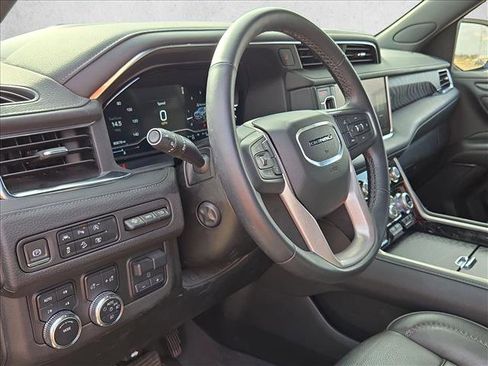 Used 2023 GMC Yukon XL Denali w/ Max Trailering Package image 8