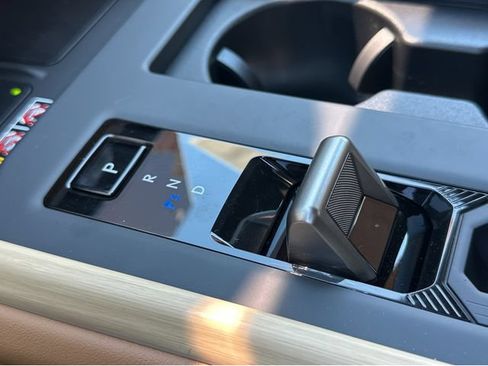 New 2026 Lexus ES 350e FWD image 32