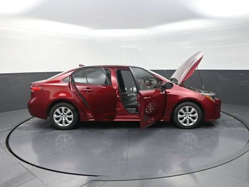 Used 2024 Toyota Corolla LE FWD image 46