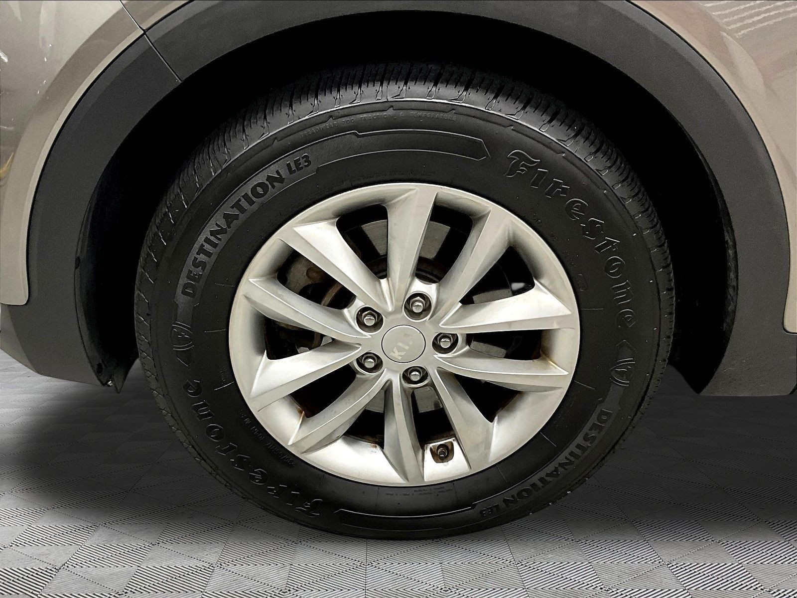 Used 2016 Kia Sorento LX AWD/4WD image 34