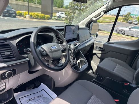 Used 2023 Ford Transit 350 XLT image 10