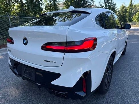 Used 2024 BMW X4 xDrive30i w/ Premium Package AWD/4WD image 5