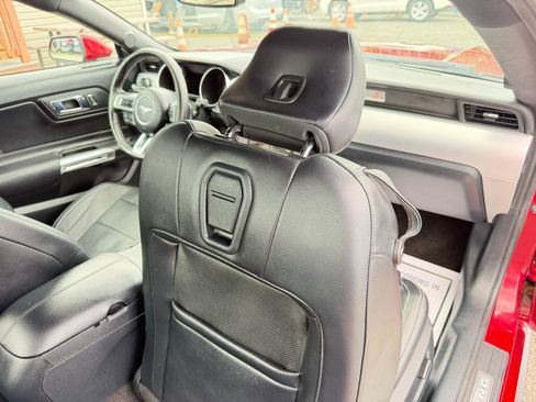 Used 2015 Ford Mustang Premium RWD image 33