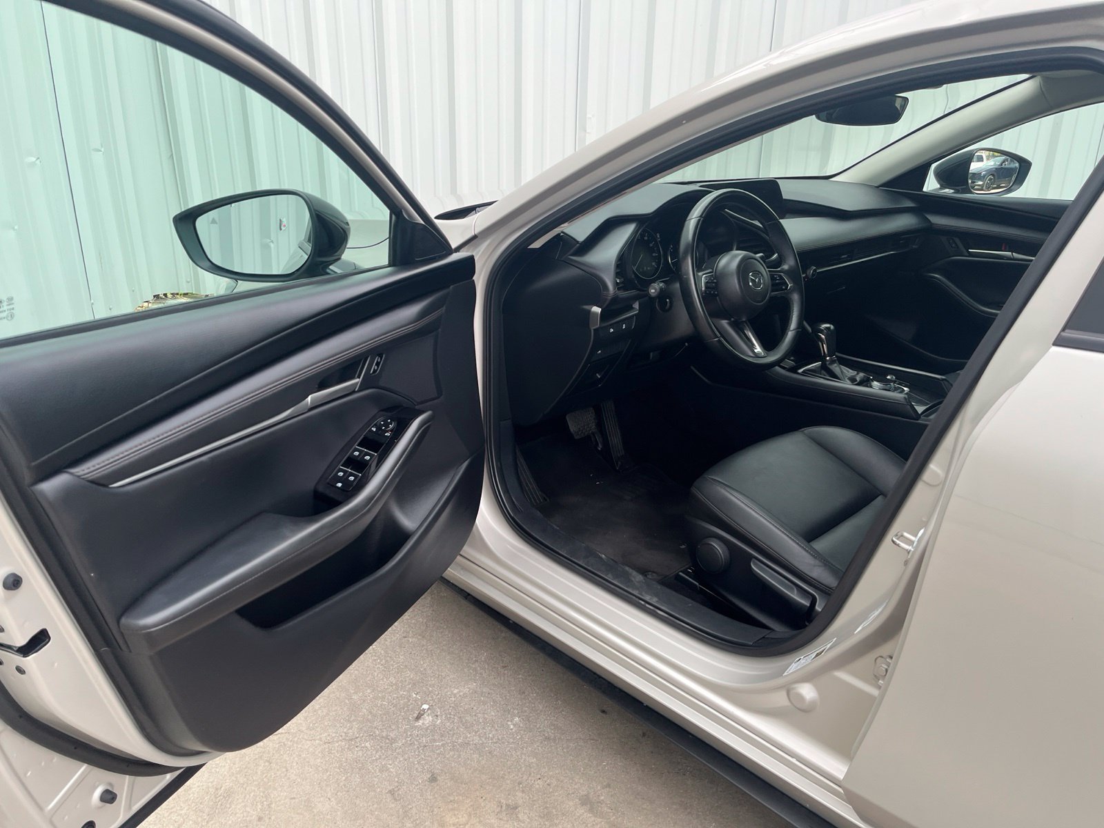 Certified 2025 MAZDA MAZDA3 s FWD image 10