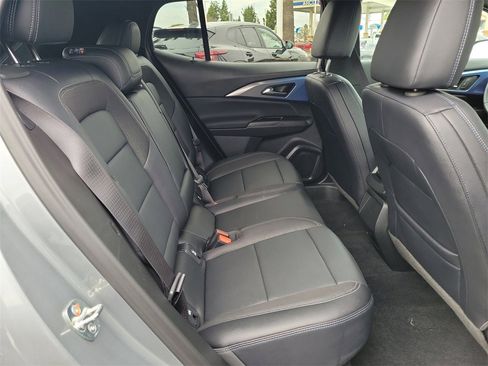 Used 2026 Chevrolet Equinox EV LT image 17