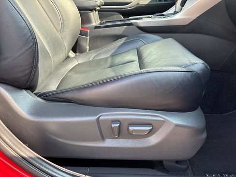Used 2024 Mitsubishi Eclipse Cross SEL AWD/4WD image 31