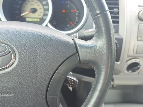 Used 2011 Toyota Tacoma 4x4 Access Cab V6 image 21