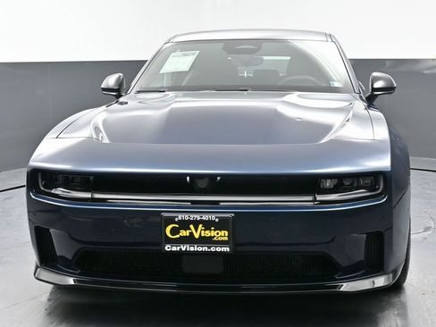 Used 2024 Dodge Charger R/T w/ Plus Group image 5