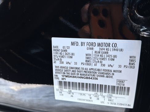 Used 2022 Ford Explorer ST-Line w/ Class IV Trailer Tow Package image 24