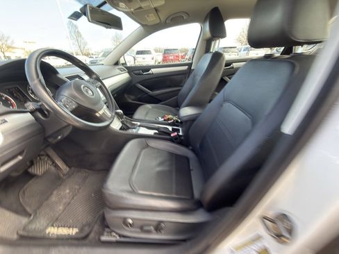 Used 2013 Volkswagen Passat 2.5 SE image 6