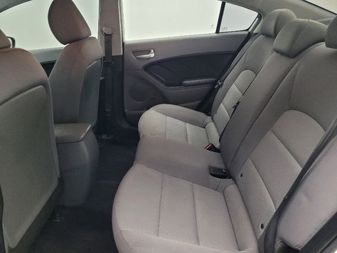 Used 2017 Kia Forte LX image 18