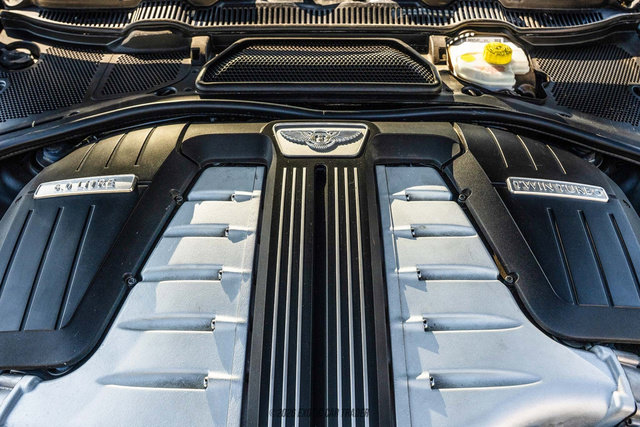 Used 2014 Bentley Flying Spur W12 AWD/4WD image 19