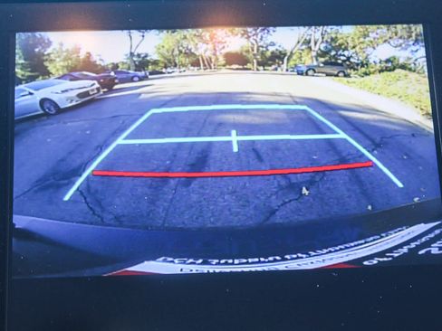 Used 2022 Toyota Prius Prime XLE image 24