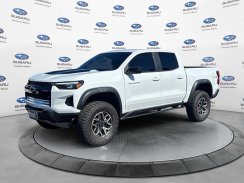 Used 2023 Chevrolet Colorado ZR2 w/ LPO, Tailgate Decal Package AWD/4WD image 2